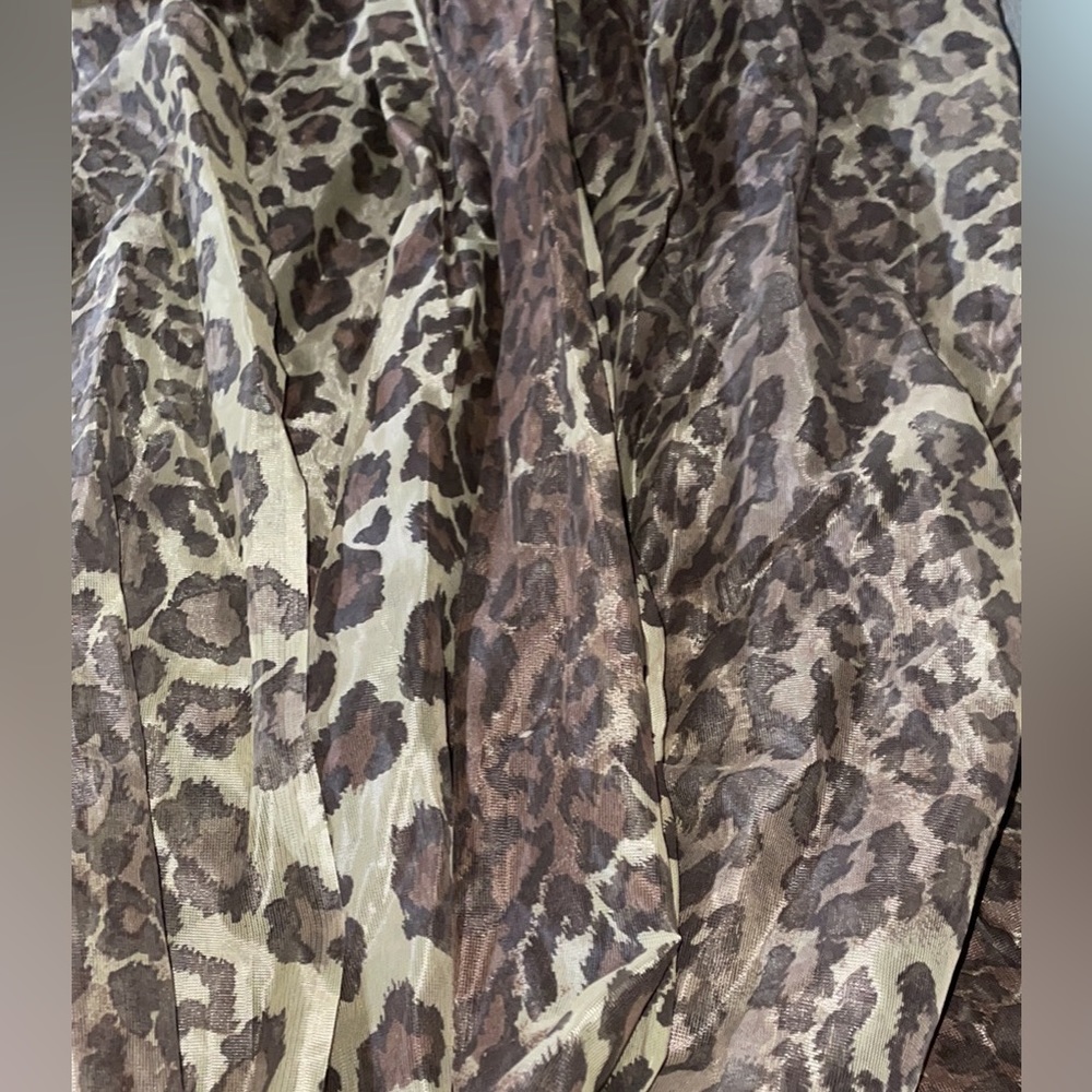 Huge leopard fabric